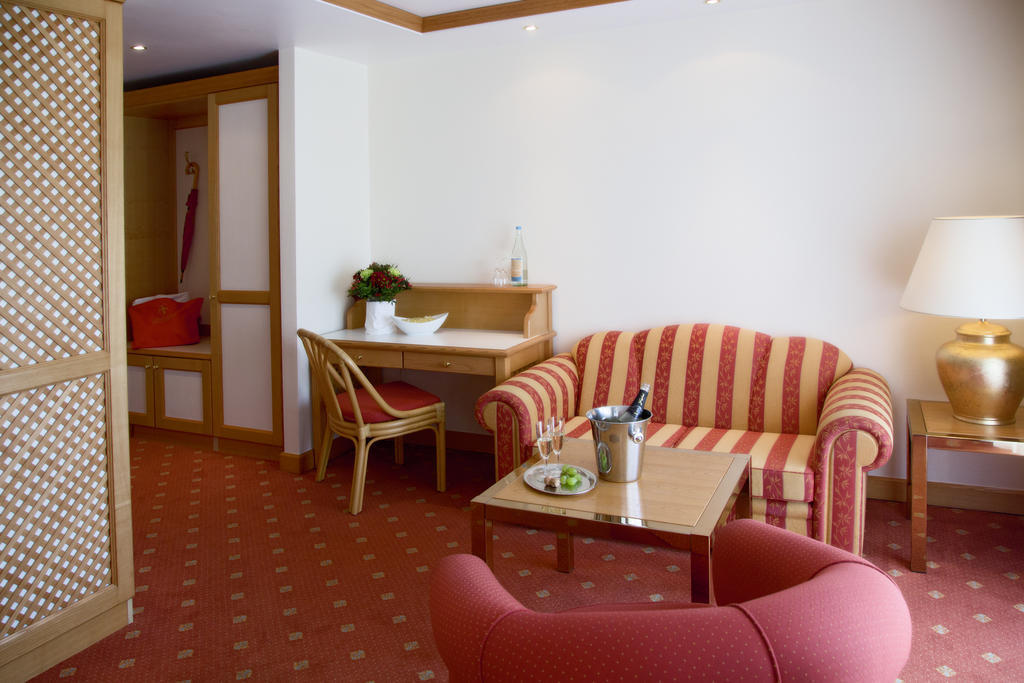 Thermenhotel Quellenhof Bad Fussing Bilik gambar