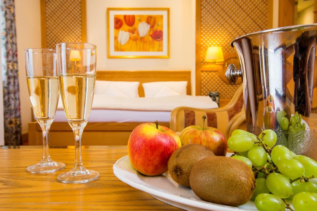 Thermenhotel Quellenhof Bad Fussing Luaran gambar